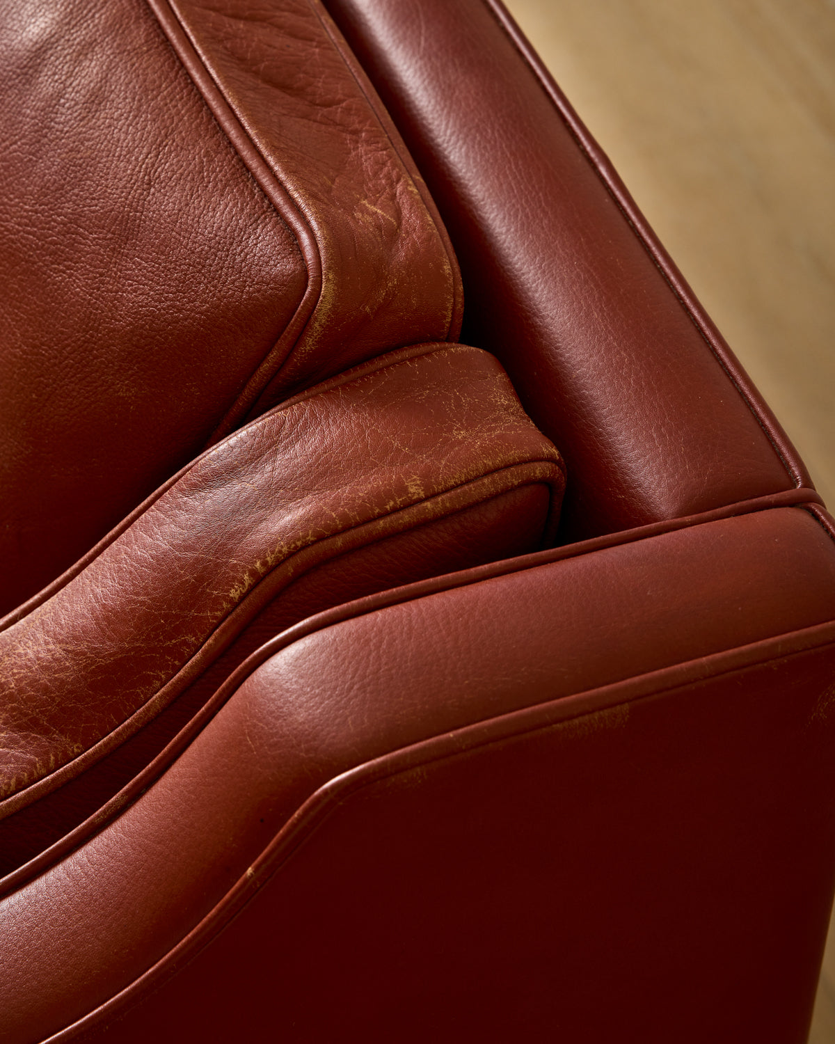 Red 2-Seater Leather Sofa