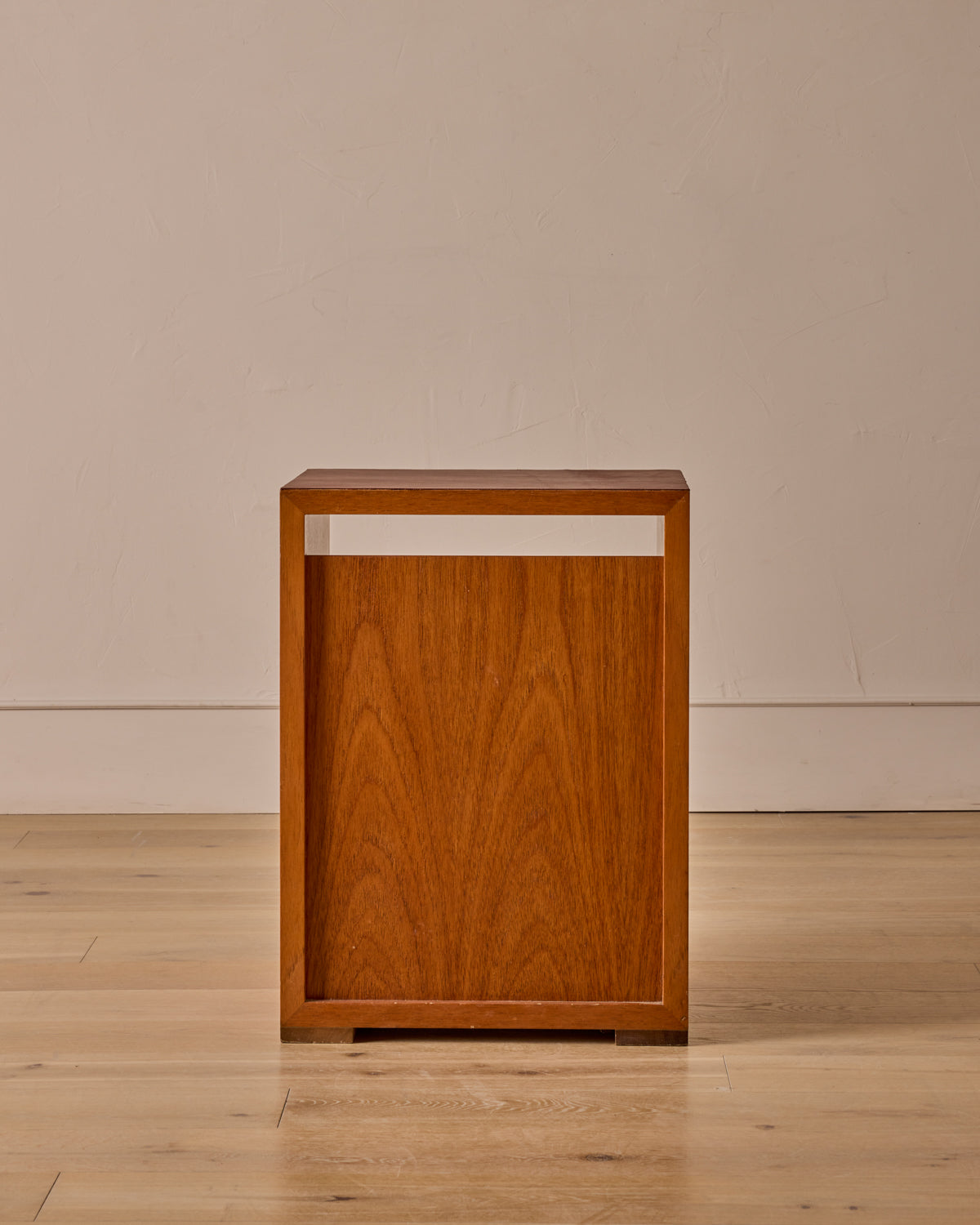 Side Table Cabinet