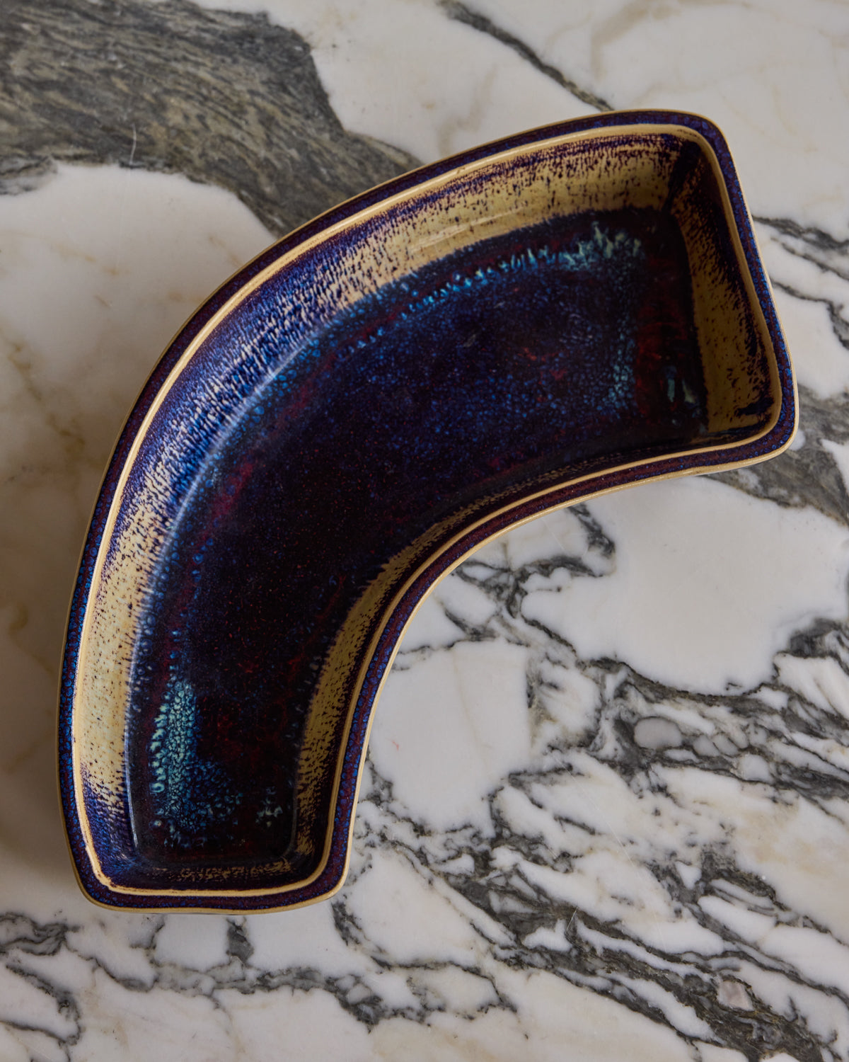Curved Ikebana Dish