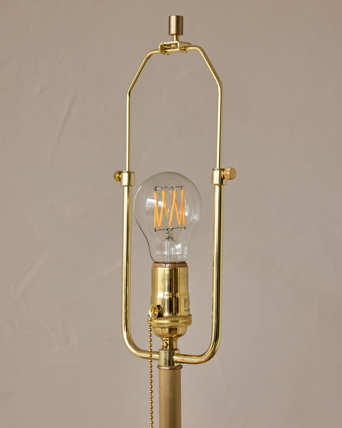 Willa Ceramic Table Lamp - Chestnut