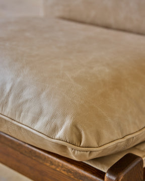Sling Lounge Chair in Au Lait Leather