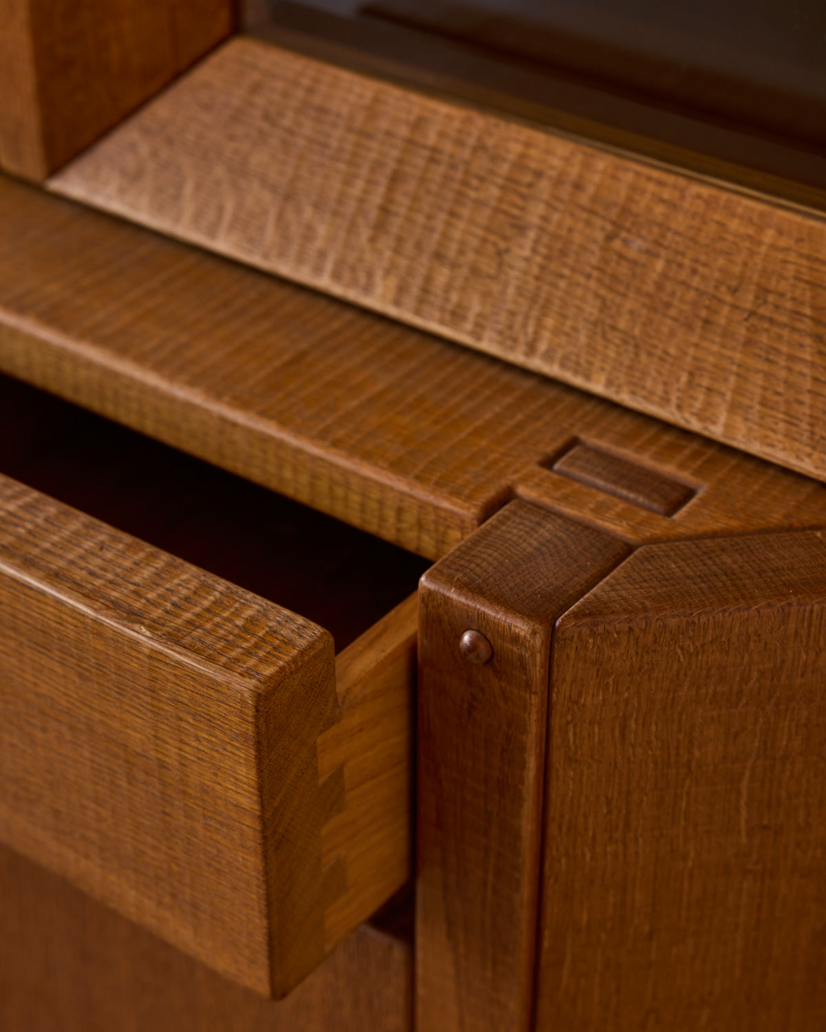 1970s Italian Glazed Oak Credenza
