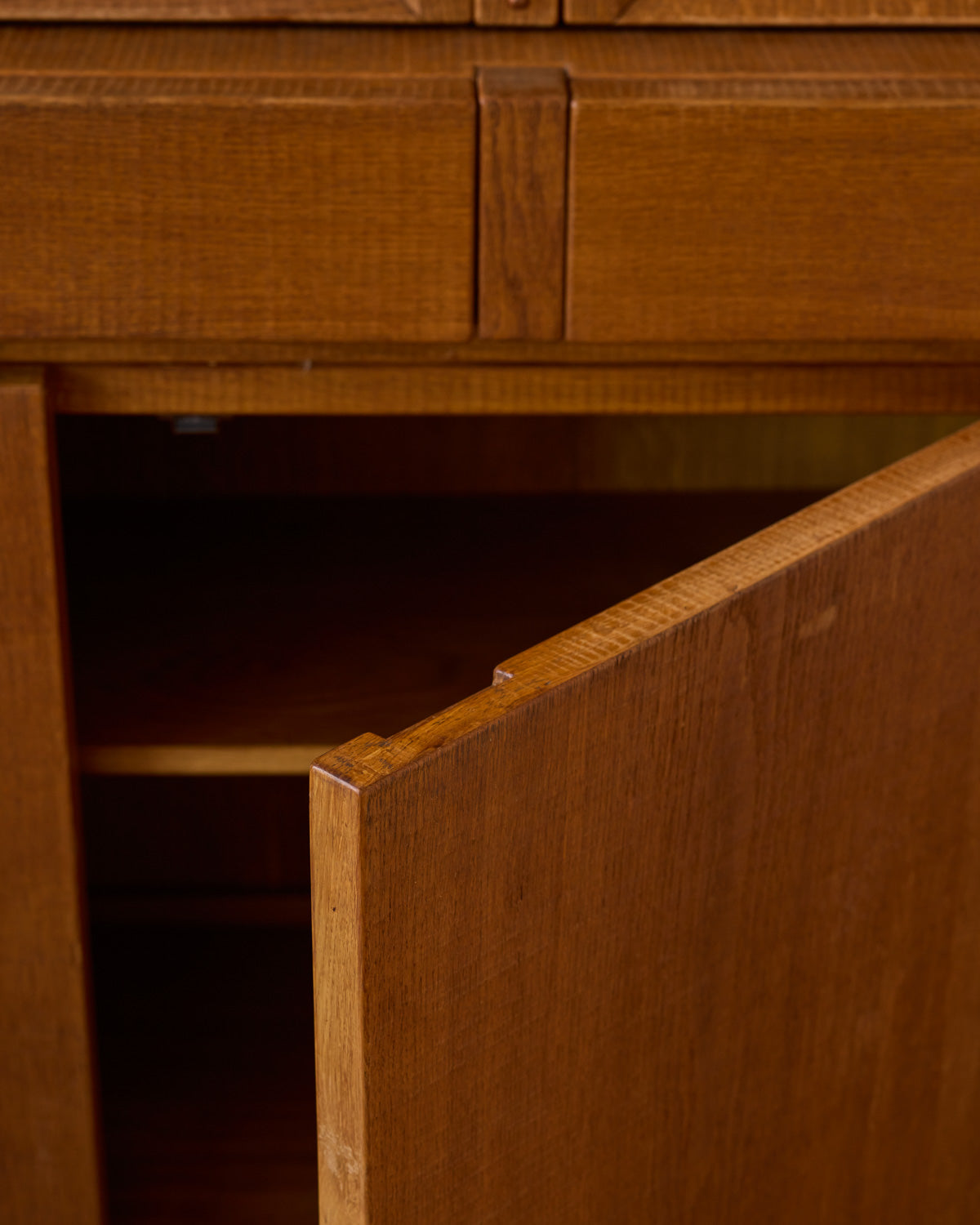 1970s Italian Glazed Oak Credenza