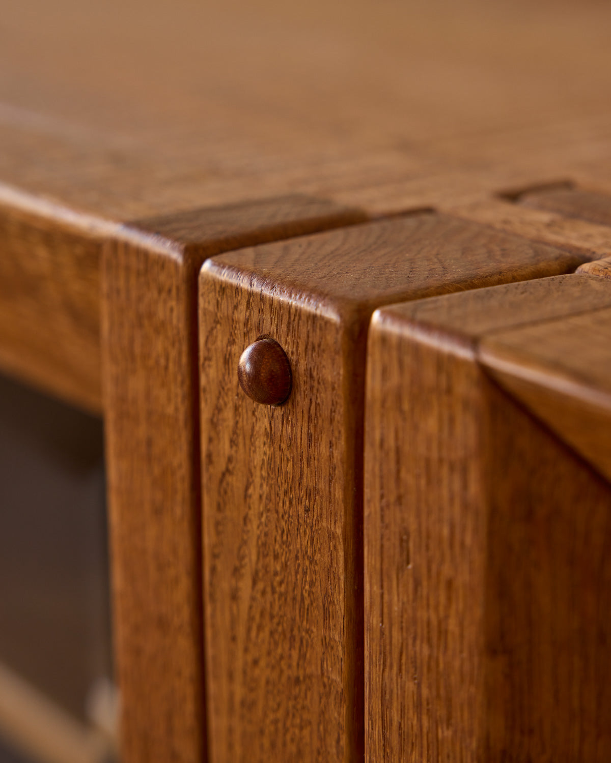 1970s Italian Glazed Oak Credenza