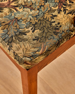 Pair of Lovö Chairs by Axel Einar Hjorth